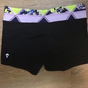 Ivivva girls shorts